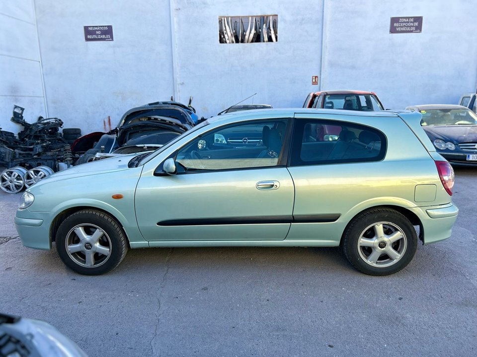 NISSAN Almera N16 (2000-2006) Priekinių dešinių durų stiklo pakelėjas 400600T3 25924789