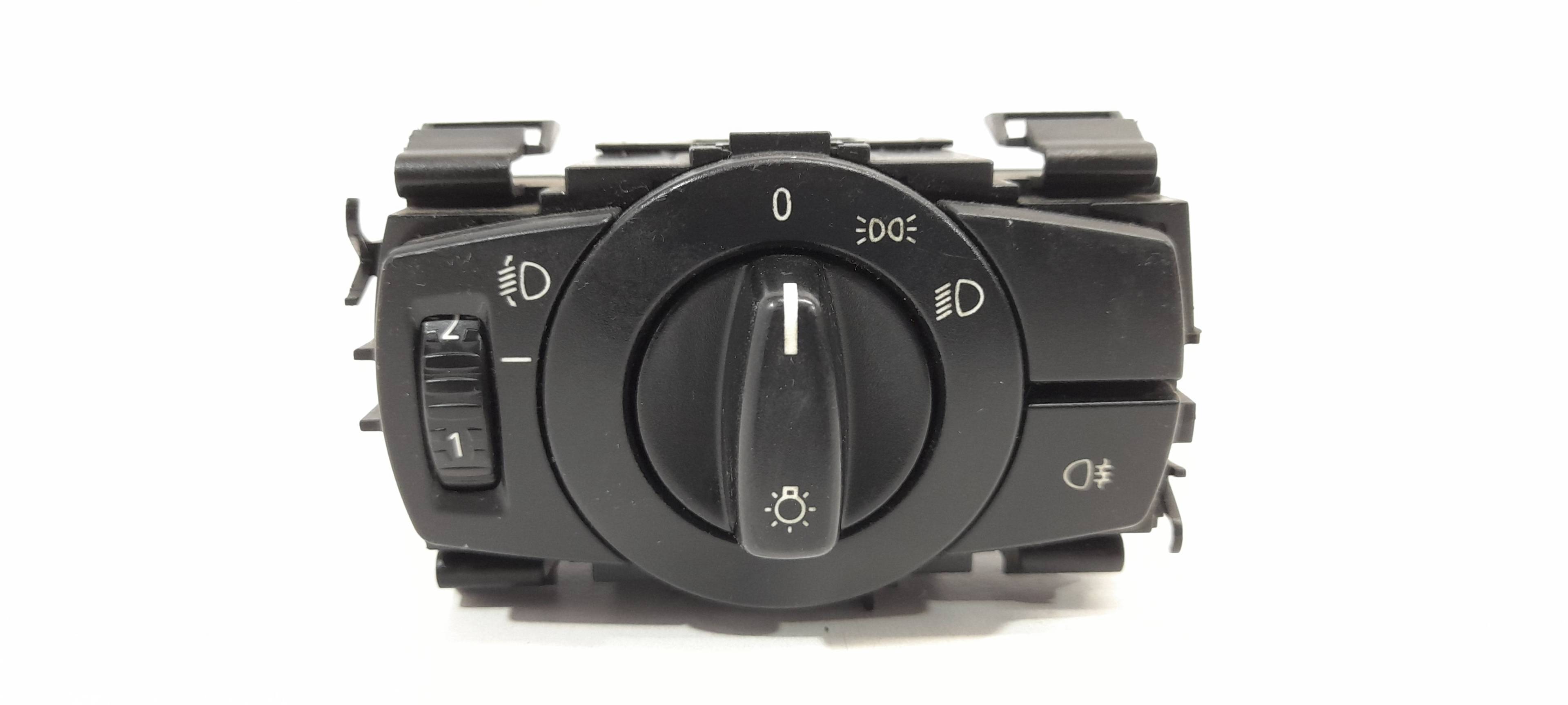 BMW 1 Series E81/E82/E87/E88 (2004-2013) Headlight Switch Control Unit 6932795 19983948