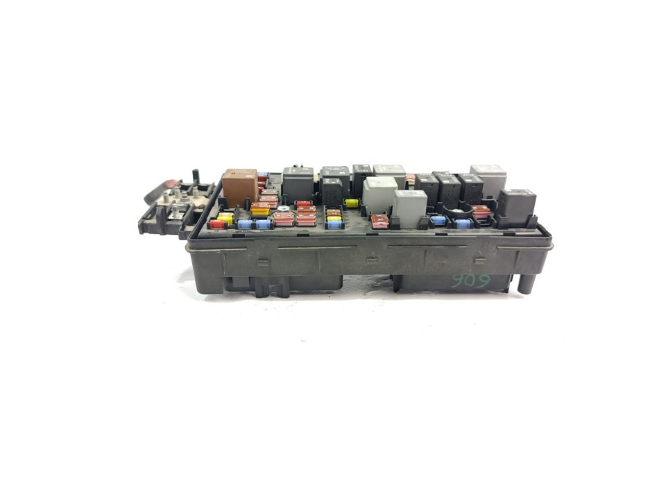 OPEL Insignia A (2008-2016) Fuse Box 13255300 25970052