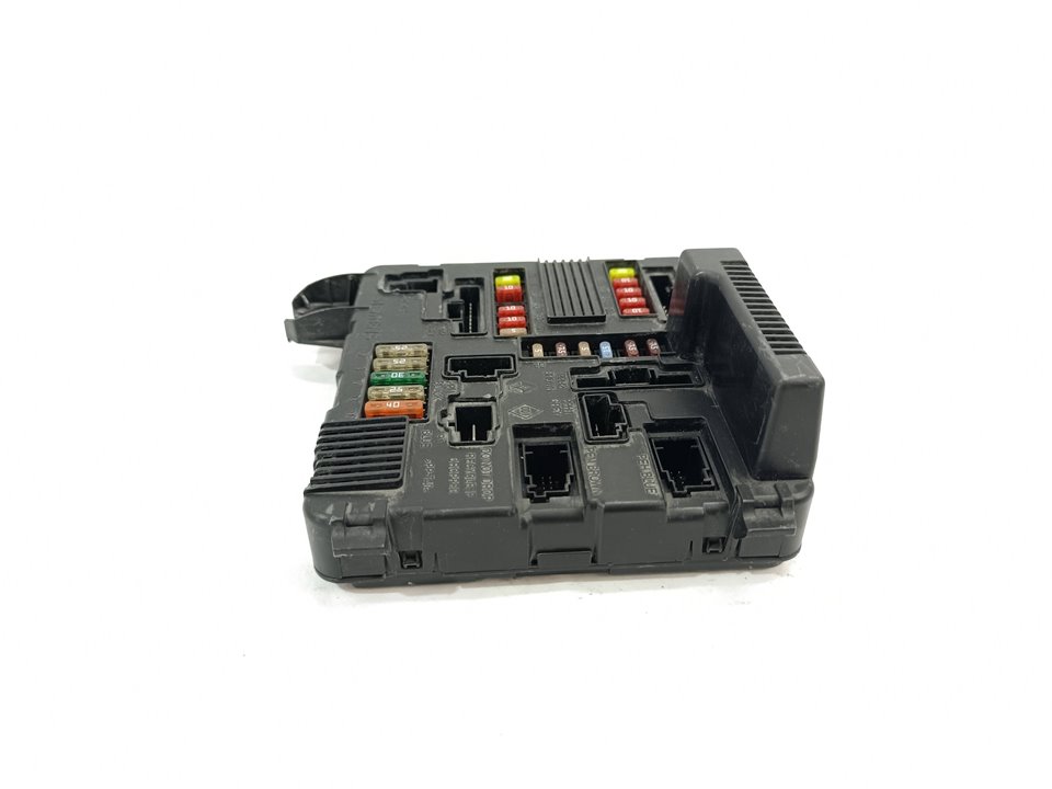 RENAULT Megane 2 generation (2002-2012) Fuse Box 8200306032C 26022306