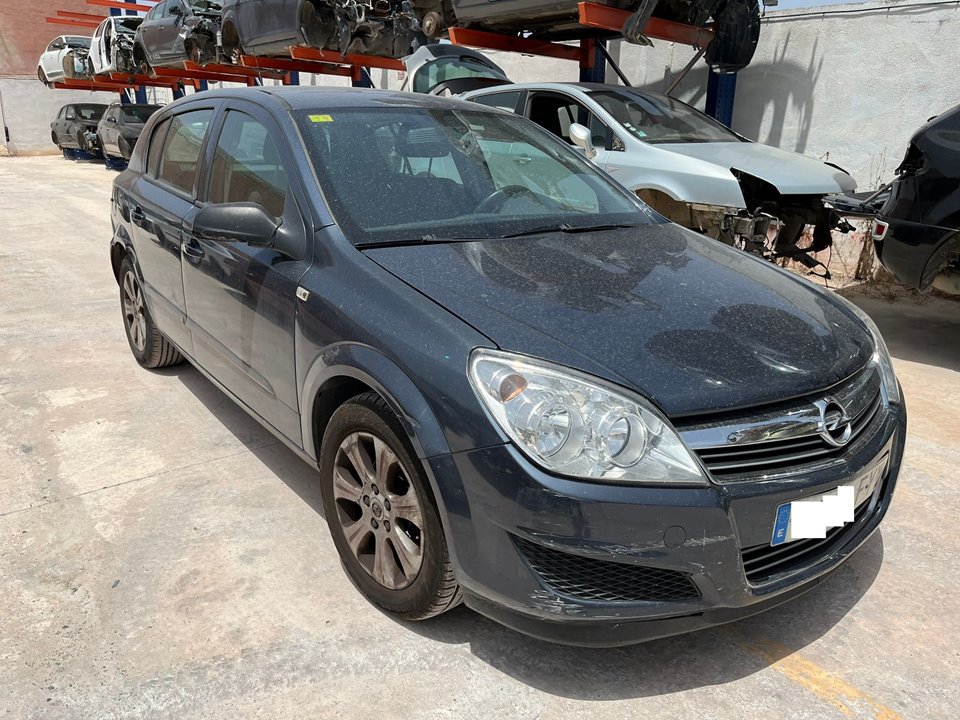 OPEL Astra H (2004-2014) Фонарь задний правый 93190305 25923636