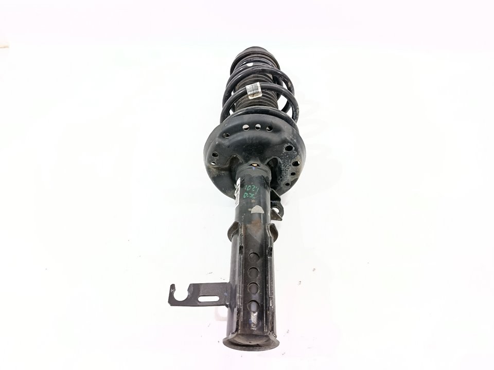Amortecedor frente esquerdo B16DTL 13474017 de Opel Astra j (p10) 2009-2015 - pieza usada