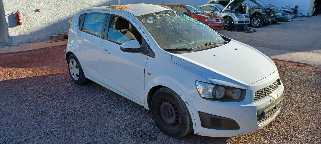 CHEVROLET Aveo T200 (2003-2012) Höger sidospegel 023437 25922001