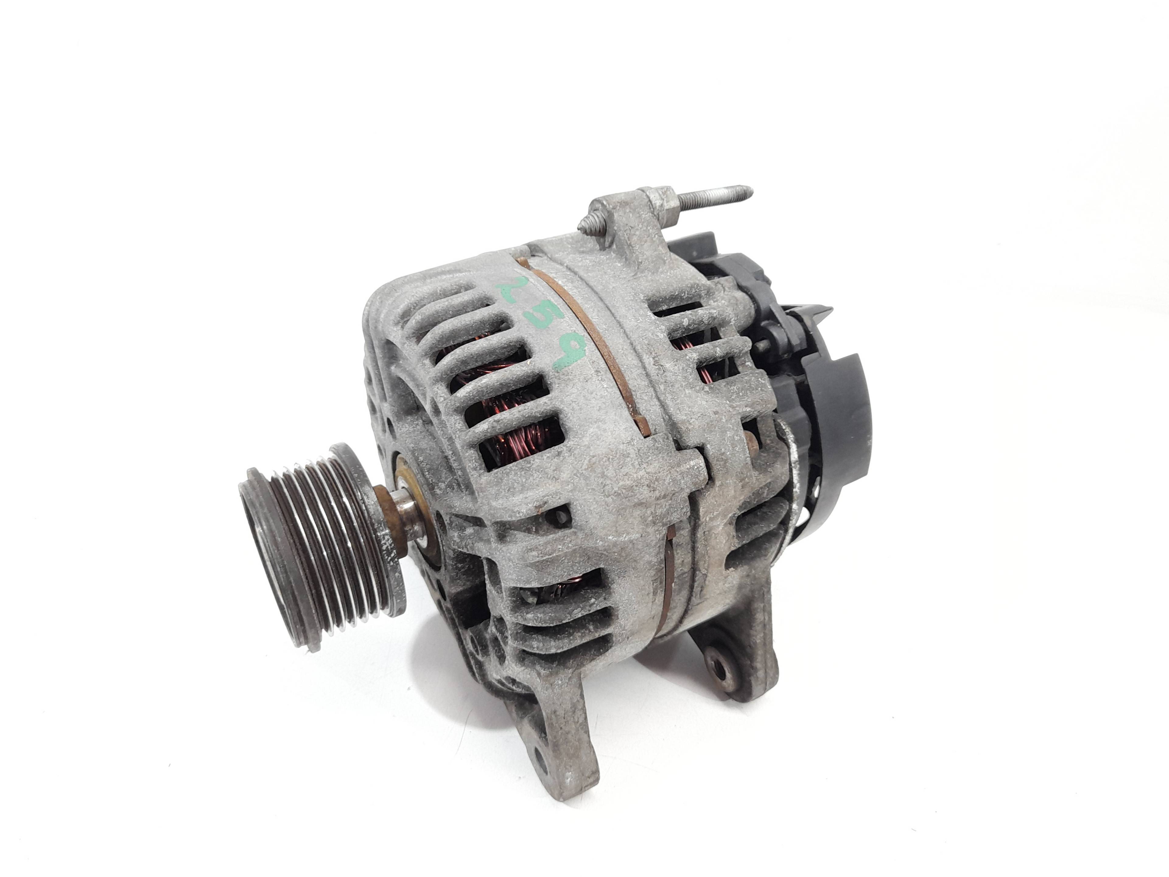 RENAULT Clio 3 generation (2005-2012) Alternator 8200390675 19980804