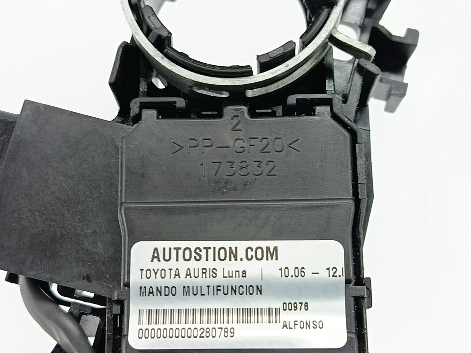 Mando multifunción 1ZR 173832 de Toyota Auris (_e15_) 2007-2012 - pieza usada