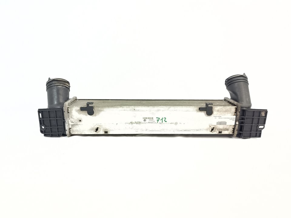 BMW 3 Series E90/E91/E92/E93 (2004-2013) Radiator intercooler 752491608 25929364