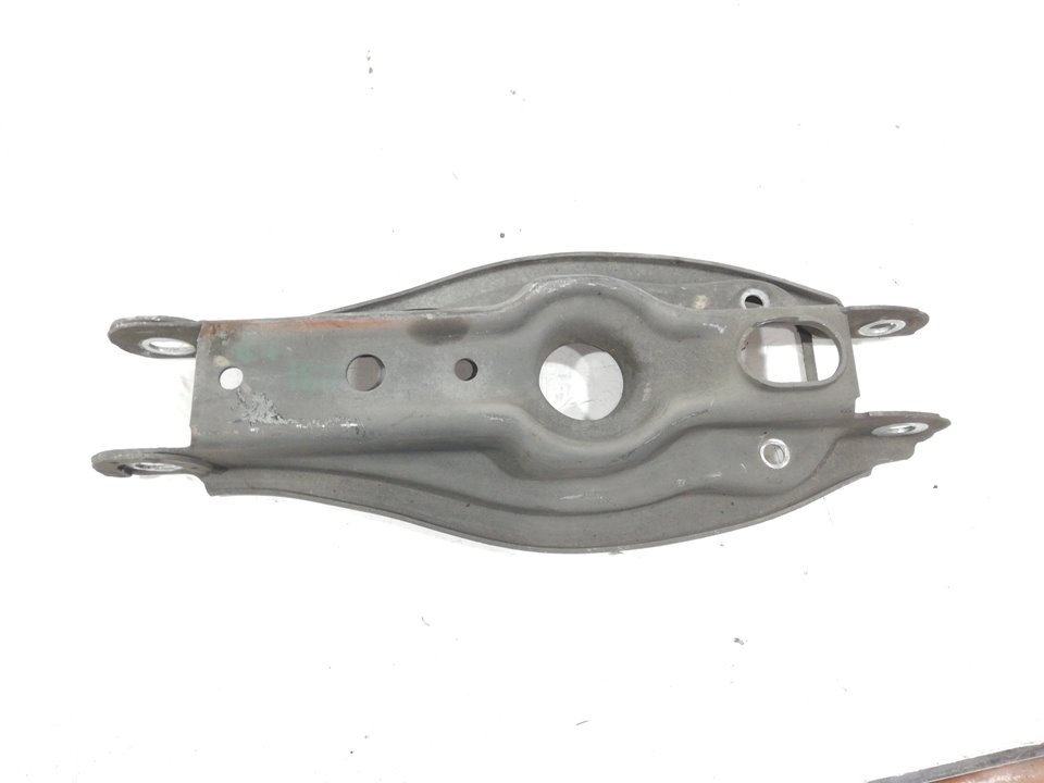 Brazo de la suspensión inferior trasero derecho 33326867540 de Bmw 1 (e87) 2007-2011