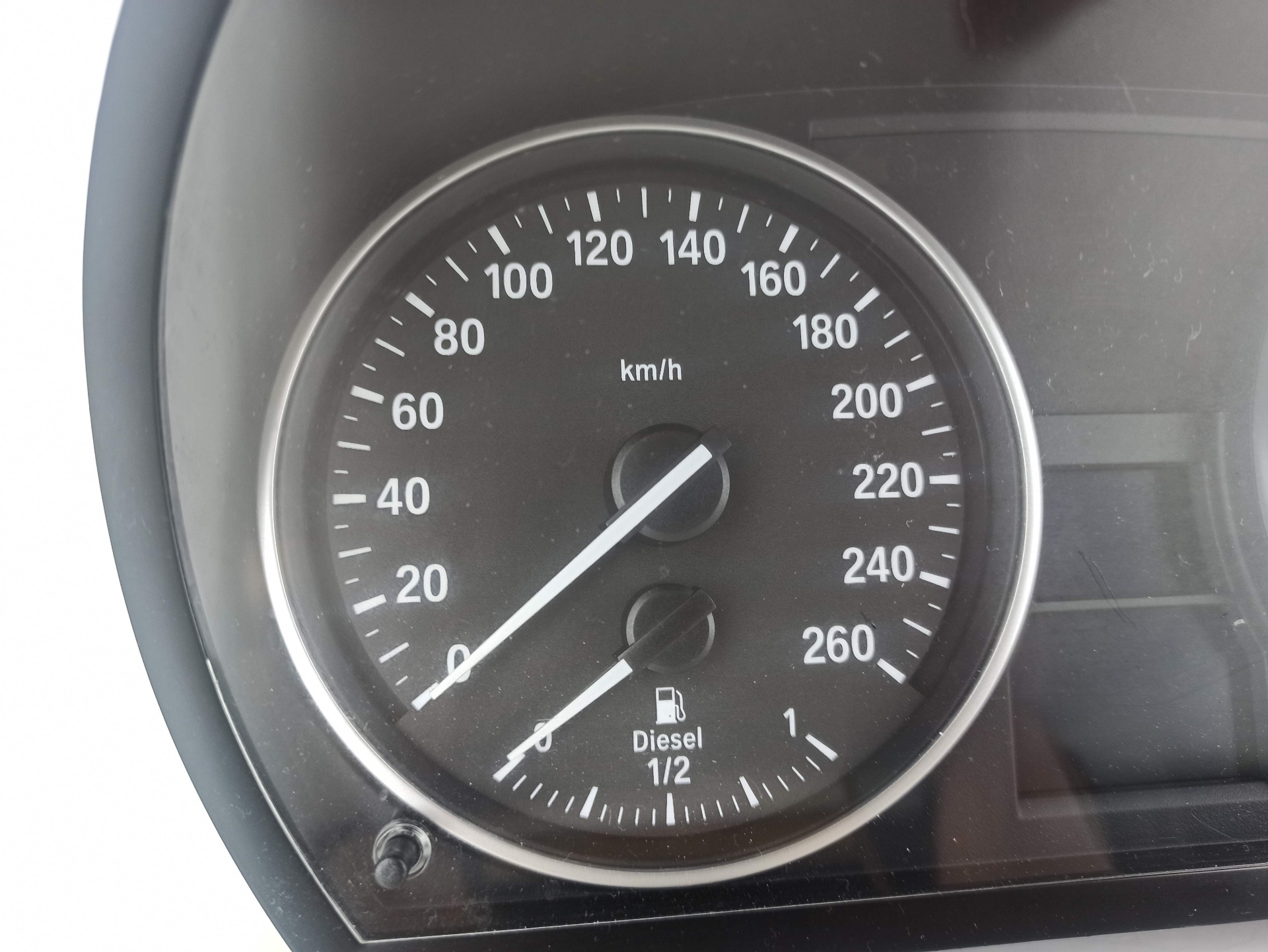 BMW X1 E84 (2009-2015) Speedometer 924237101 25200565