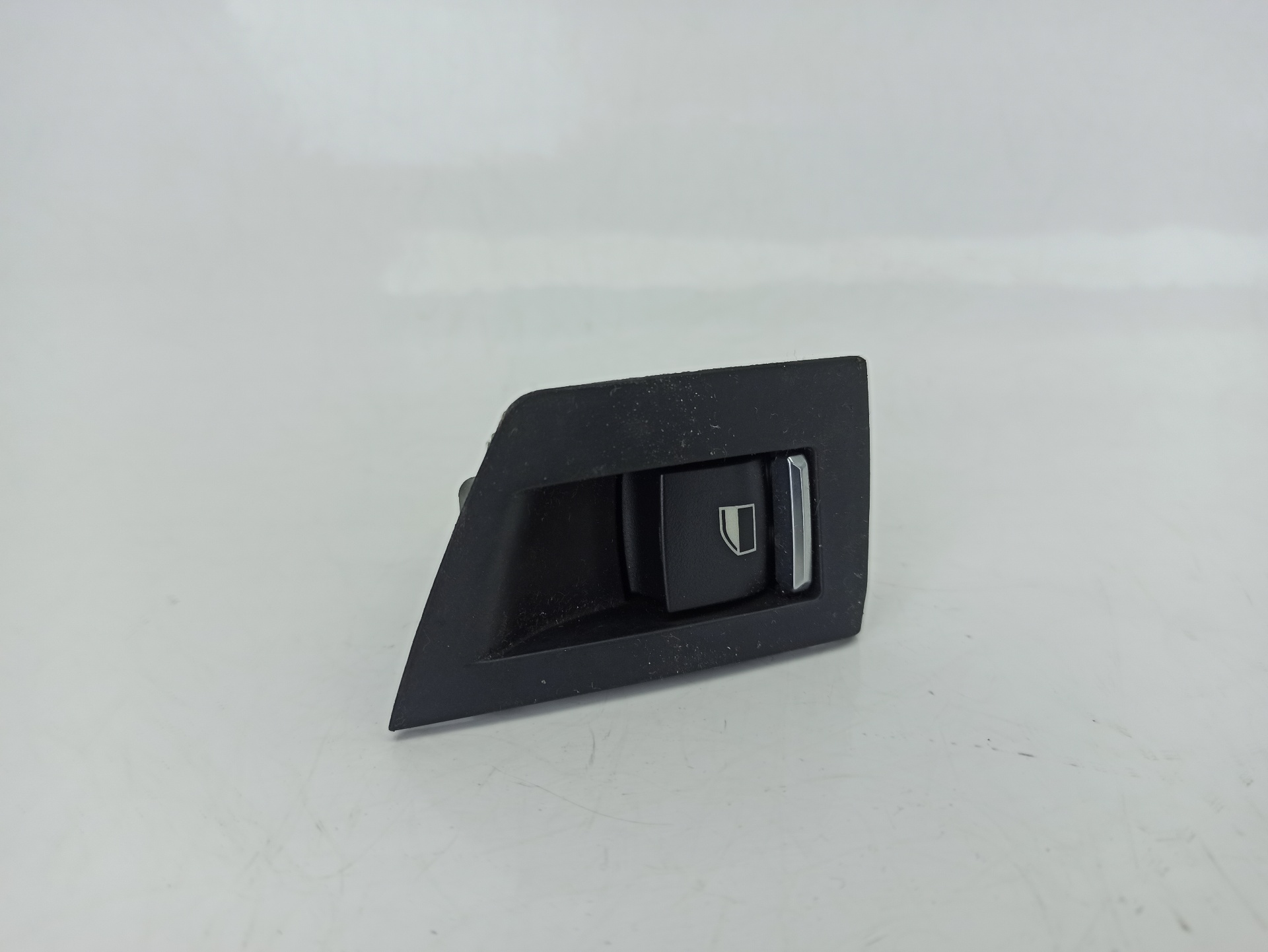 BMW 5 Series F10/F11 (2009-2017) Rear Right Door Window Control Switch 916352701 26024963