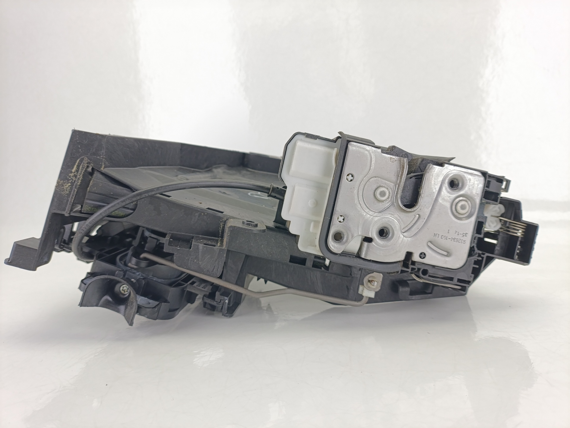 VOLVO V40 2 generation (2012-2020) Front Left Door Lock 31440389 24976300