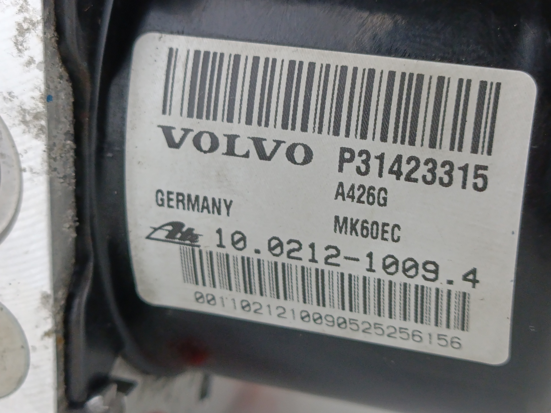 VOLVO V40 2 generation (2012-2020) ABS pump P31423315 24976302