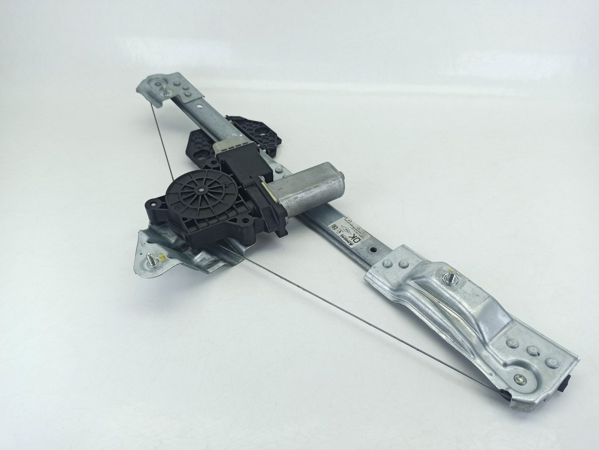 DACIA Sandero 2 generation (2013-2020) Front Left Door Window Regulator 807211440R 26025391