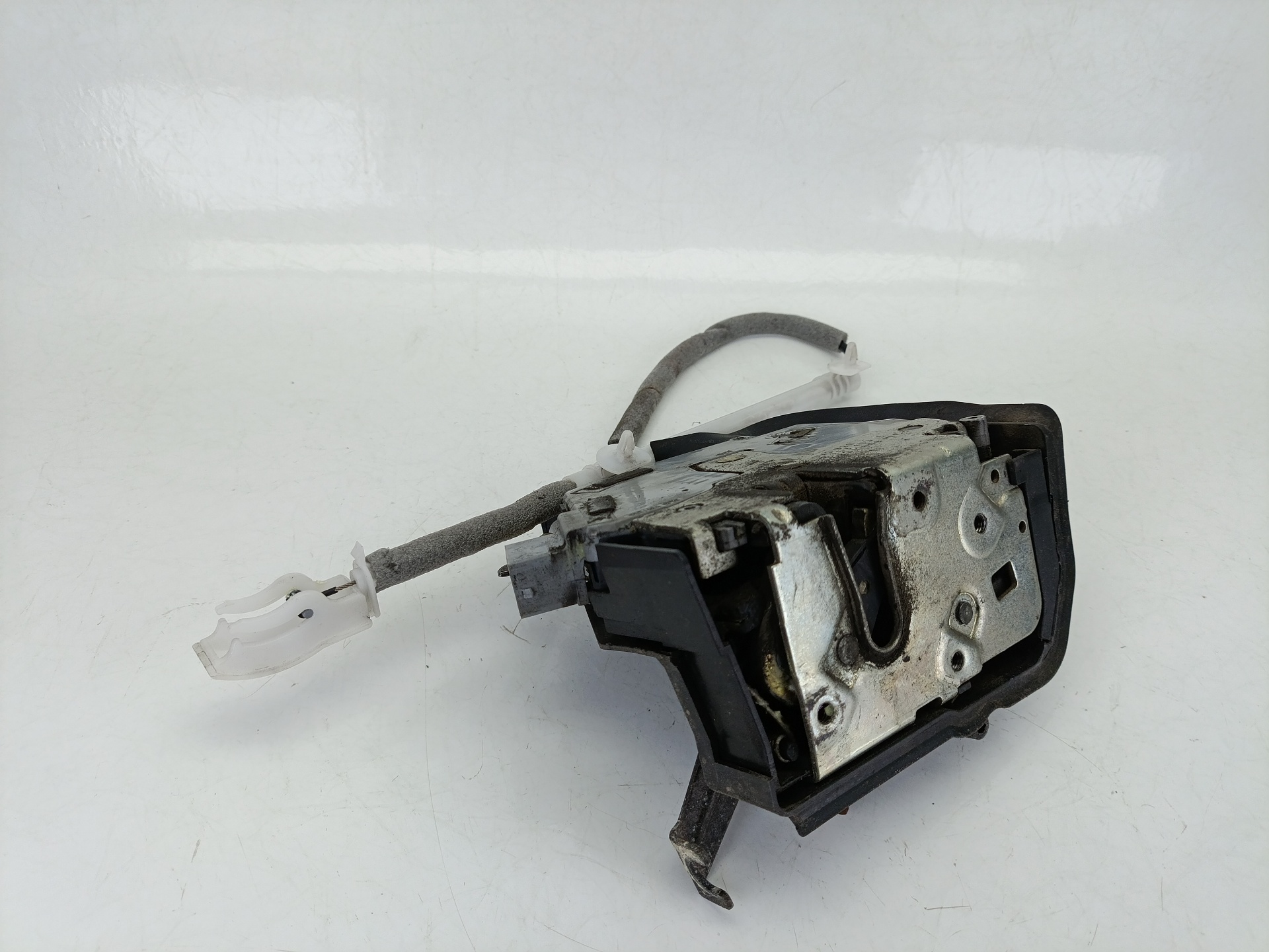 TOYOTA Land Cruiser J200 Series (2007-2015) Front Right Door Lock 8253433 25404530