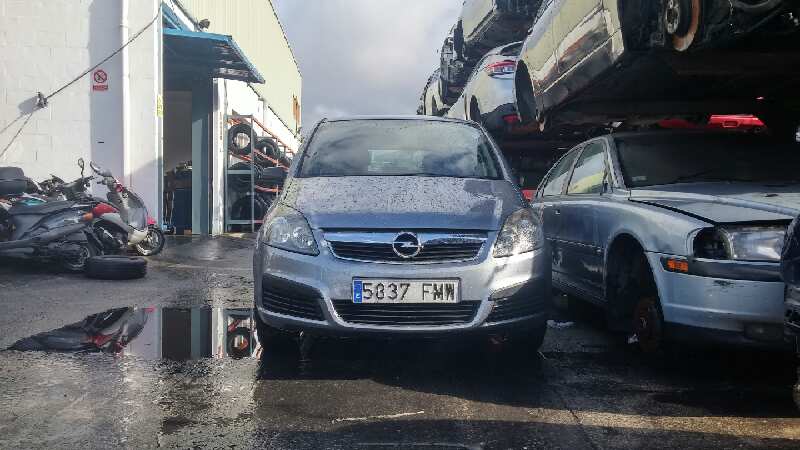 OPEL Zafira B (2005-2010) Стартер 55556092 18355071