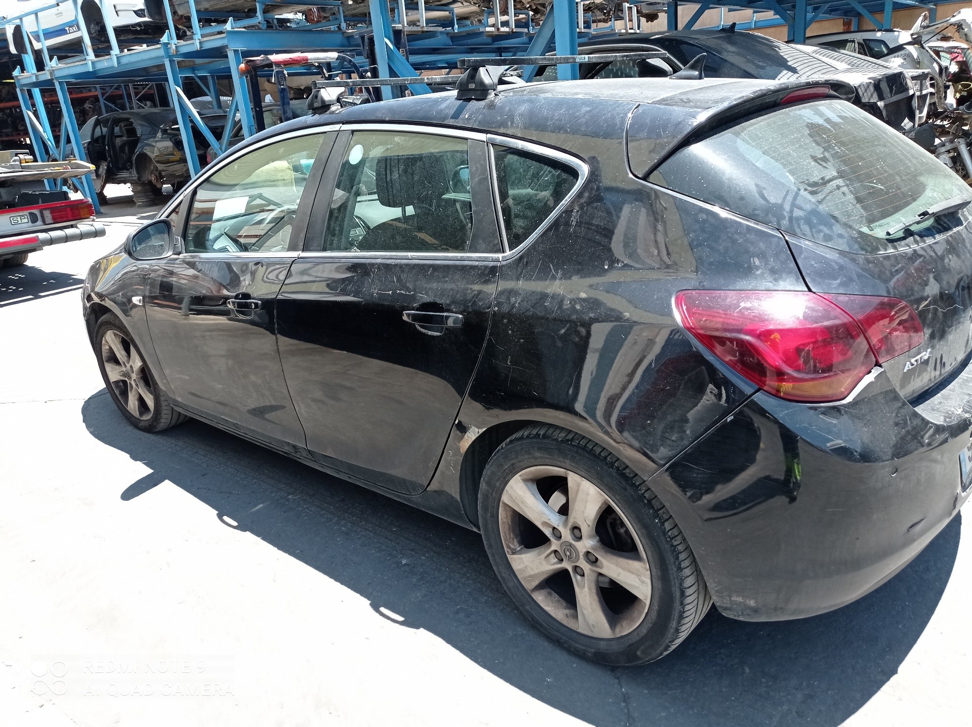 OPEL Astra J (2009-2020) Vasemman etuoven ikkunan kytkin 13305011 25221794