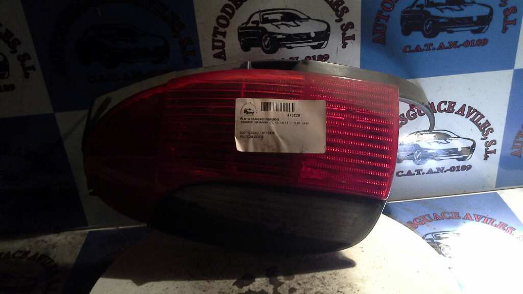 PEUGEOT 306 1 generation (1993-2002) Rear Left Taillight 265553752R 25225379