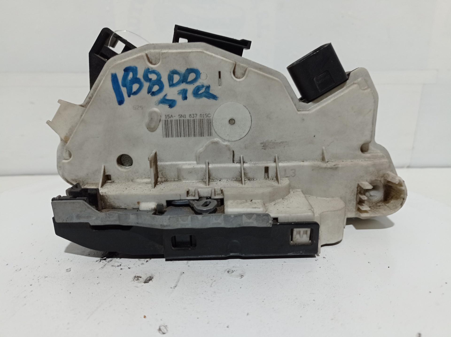 SEAT Ibiza 4 generation (2008-2017) Front venstre dørlås 5N1837015C 18362126