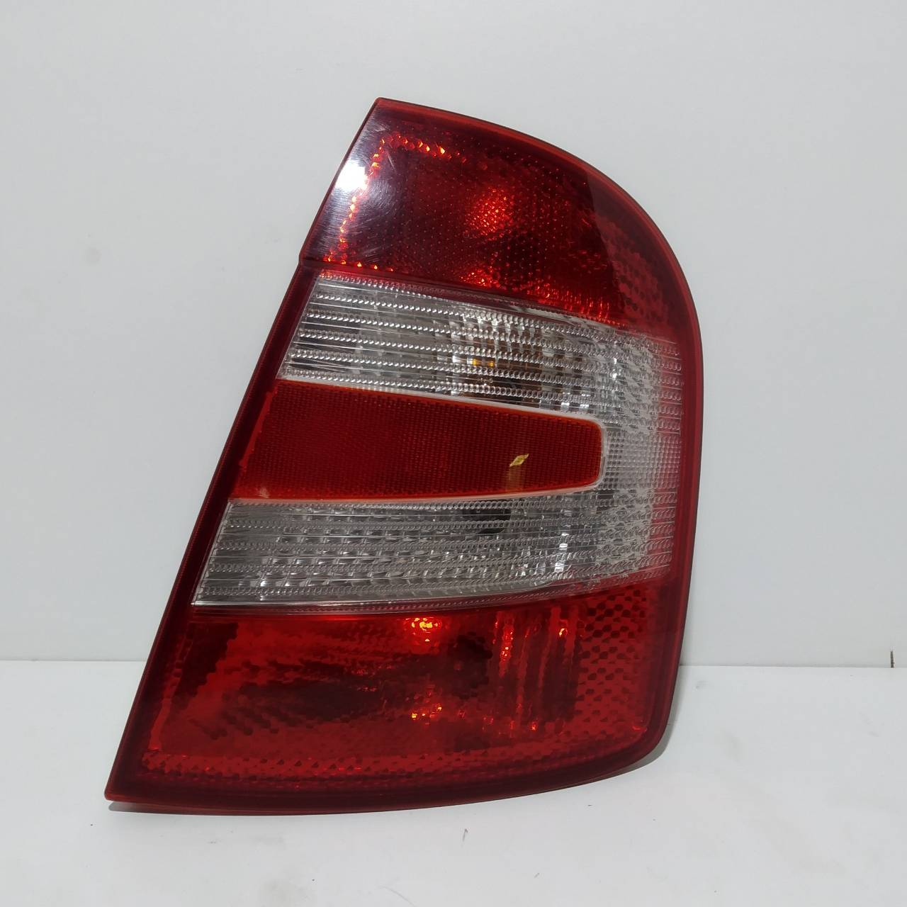 MAZDA Fabia 6Y (1999-2007) Rear Right Taillight Lamp 6Y6945112B 23235989