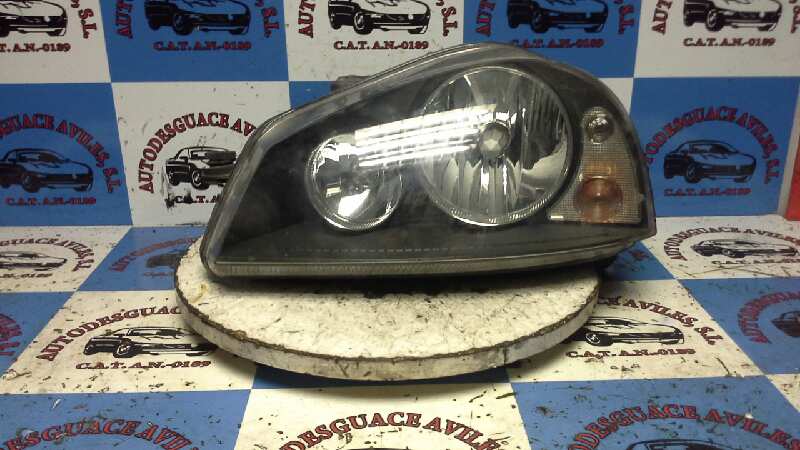 SEAT Arosa 6H (1997-2004) Front Left Headlight 25225901