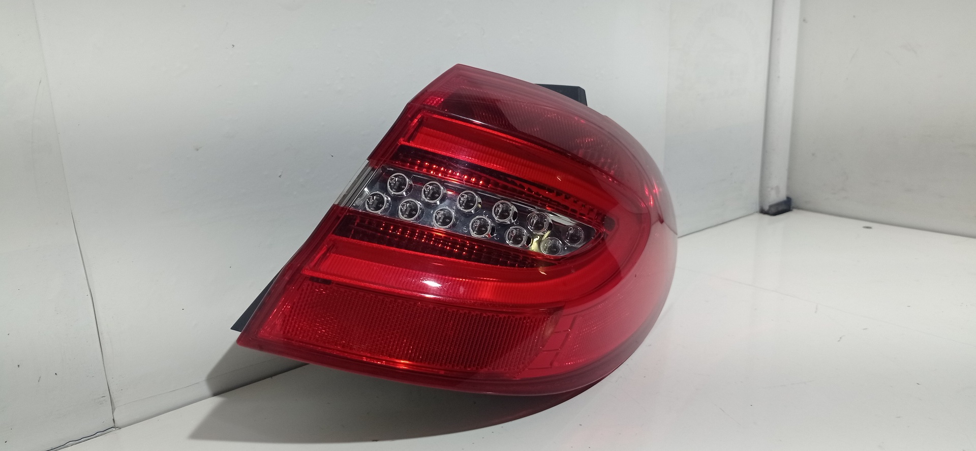 MERCEDES-BENZ B-Class W246 (2011-2020) Rear Right Taillight Lamp A2468200664 22757650