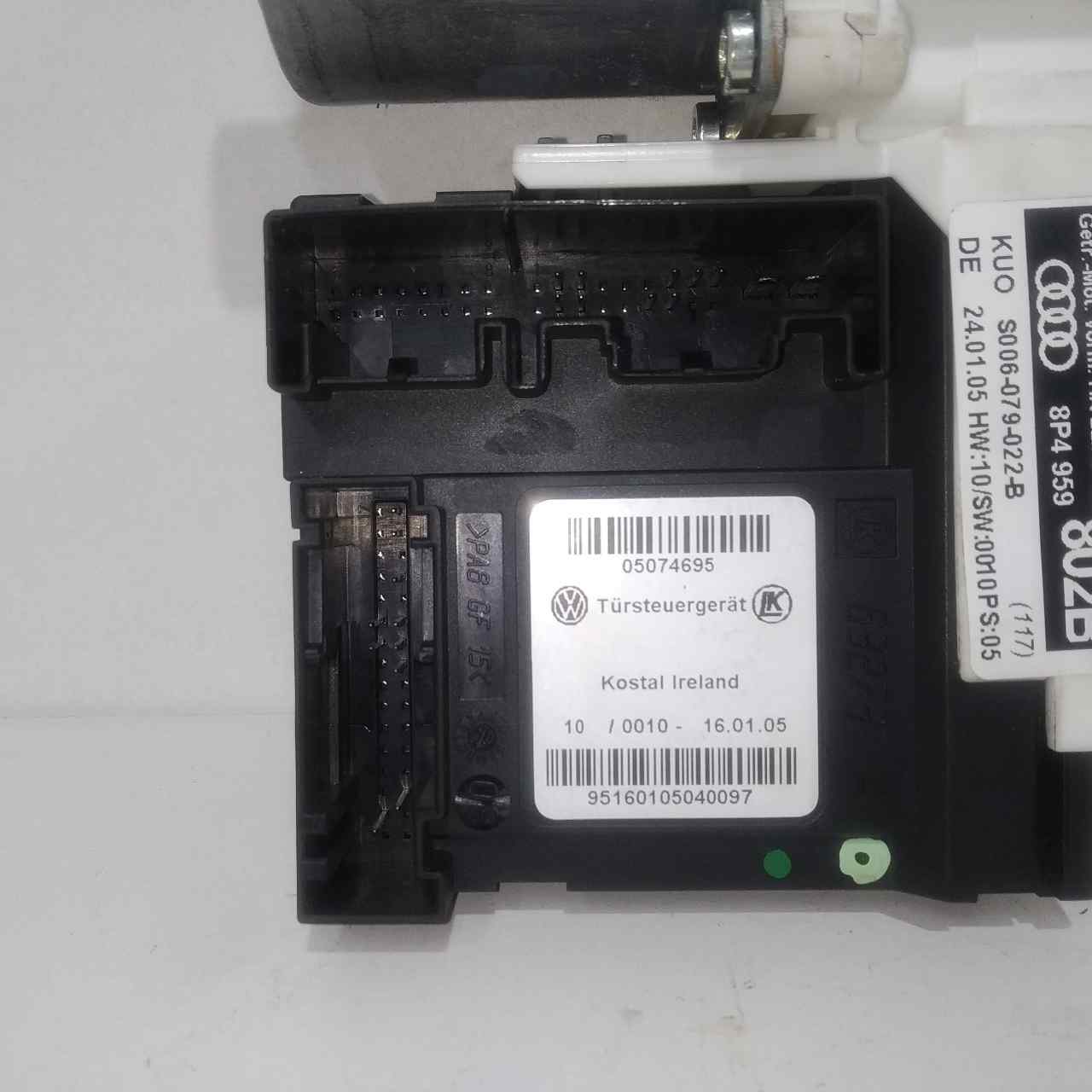 AUDI A3 8P (2003-2013) Moteur de lève-vitre de porte avant gauche 8P4959802B 25222617