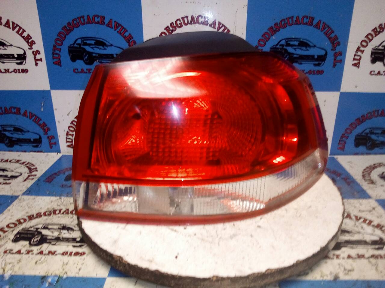 VOLKSWAGEN Golf 6 generation (2008-2015) Rear Right Taillight Lamp 5K0945096E 25223086