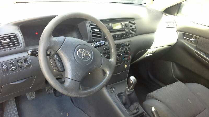 TOYOTA Corolla E120 (2000-2008) Ilmastointipumppu 25225805