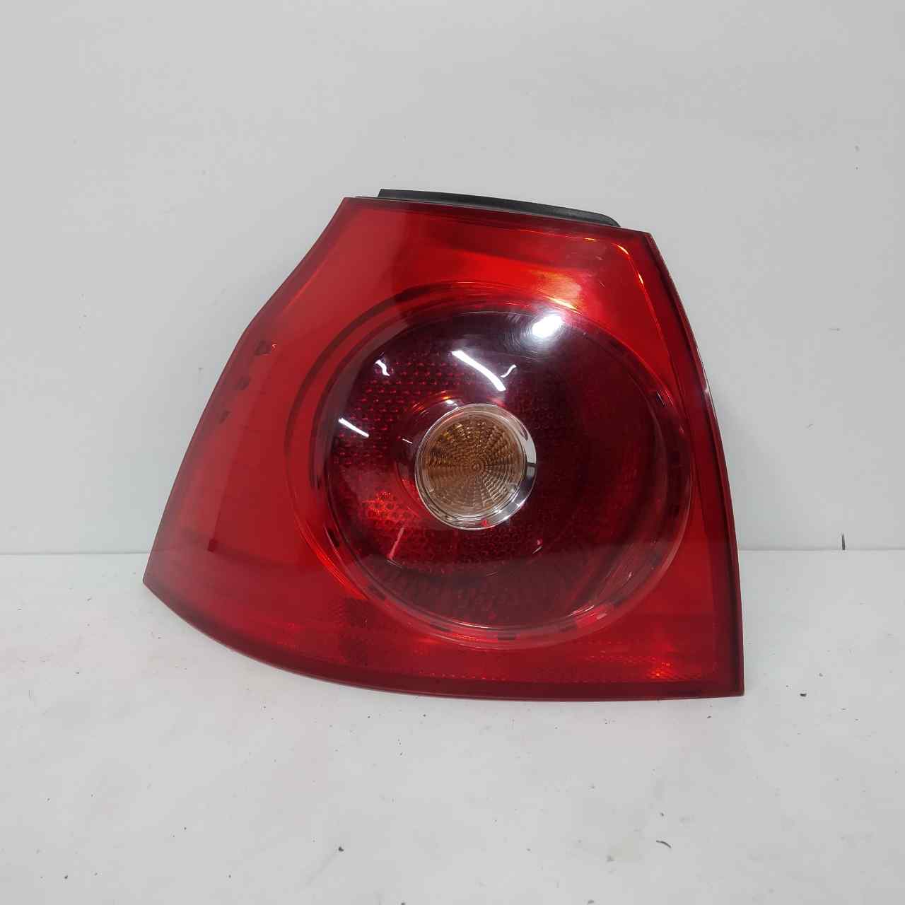 VOLKSWAGEN Golf 5 generation (2003-2009) Rear Left Taillight 1K6945093E 25446219