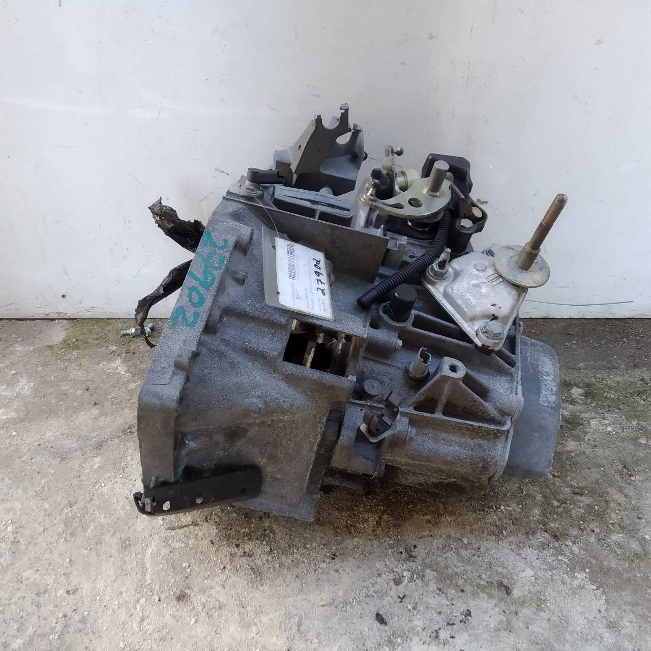 FORD 406 1 generation (1995-2004) Gearbox 20LM02 23319634