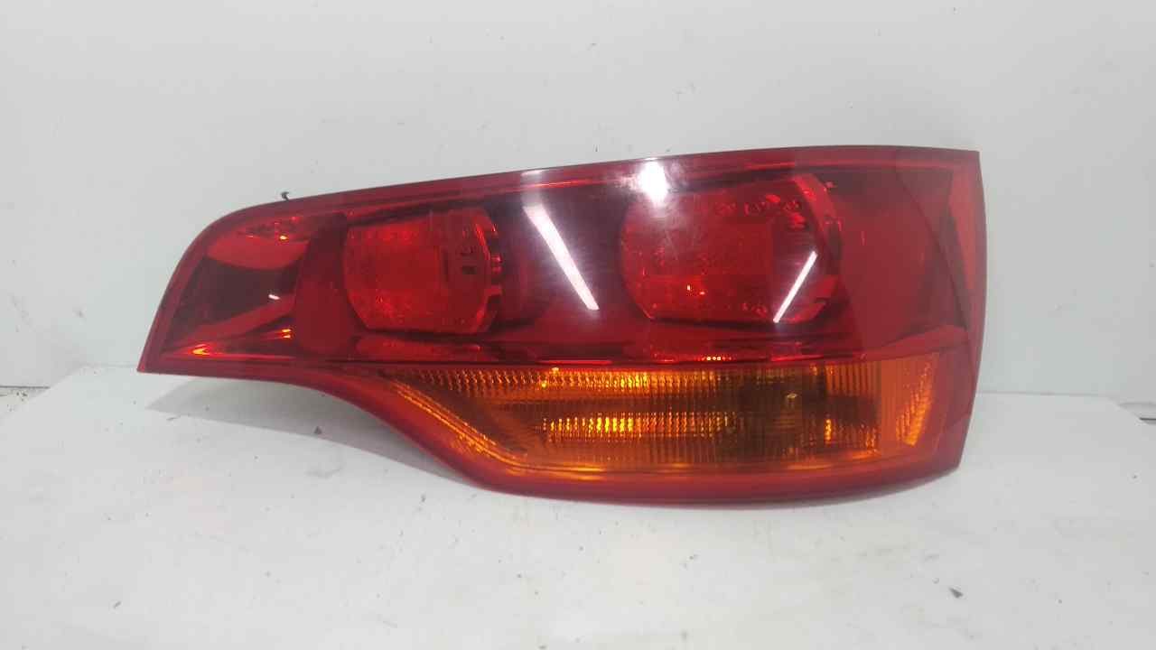 DODGE Rear Right Taillight Lamp 4L0945094 25789247