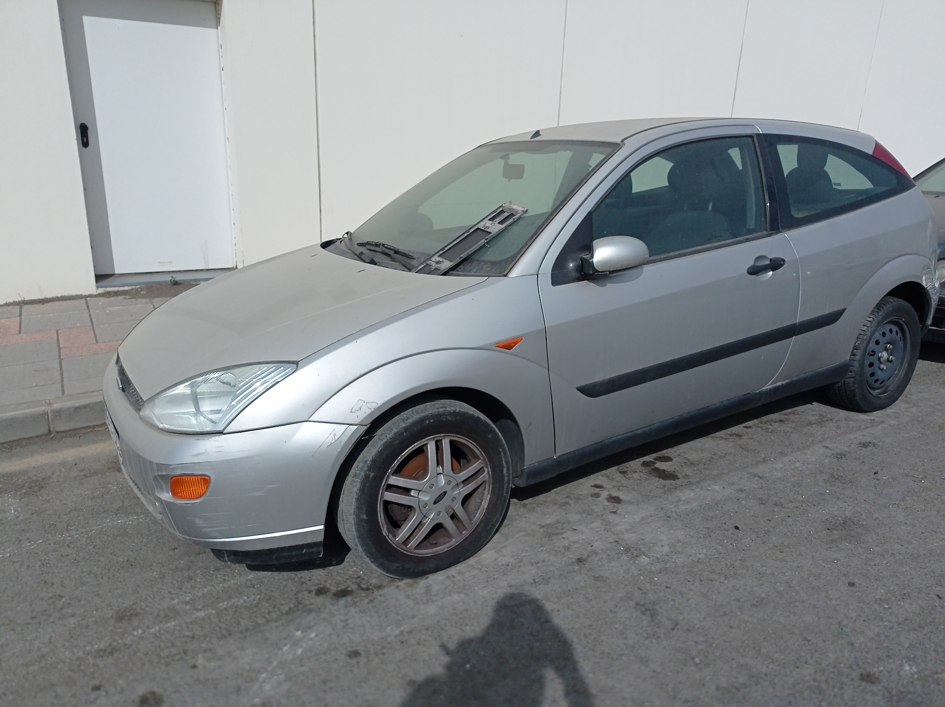 PEUGEOT Focus 1 generation (1998-2010) Generatoriaus skriemulys 24907846