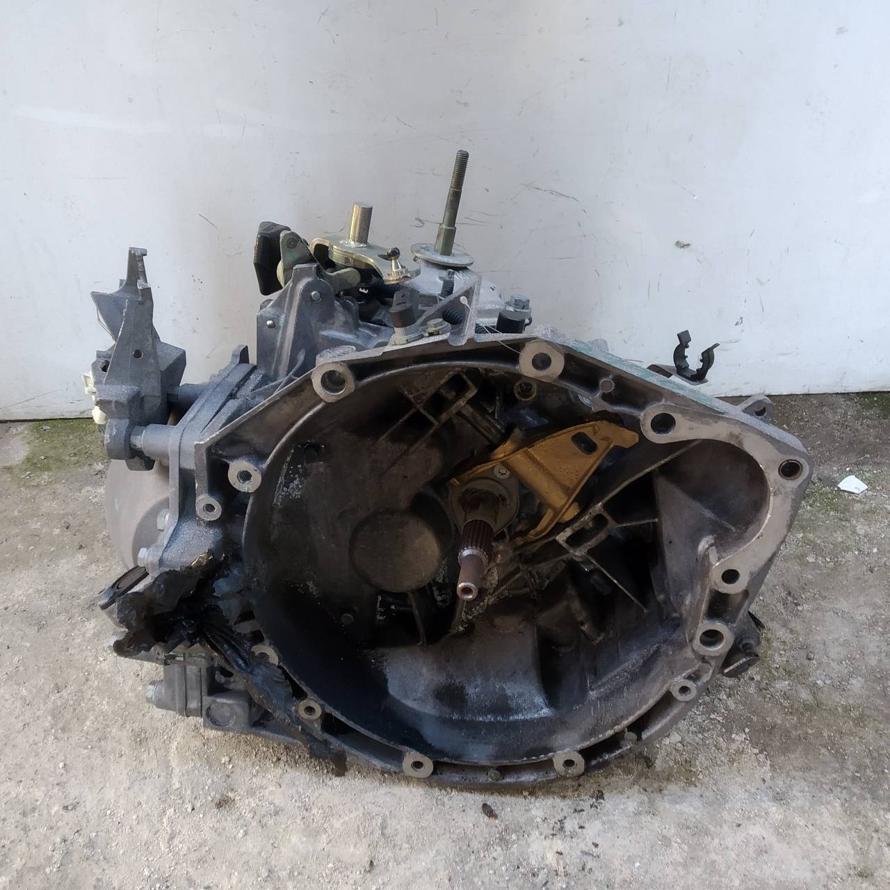 FORD 406 1 generation (1995-2004) Gearbox 20LM02 23319634