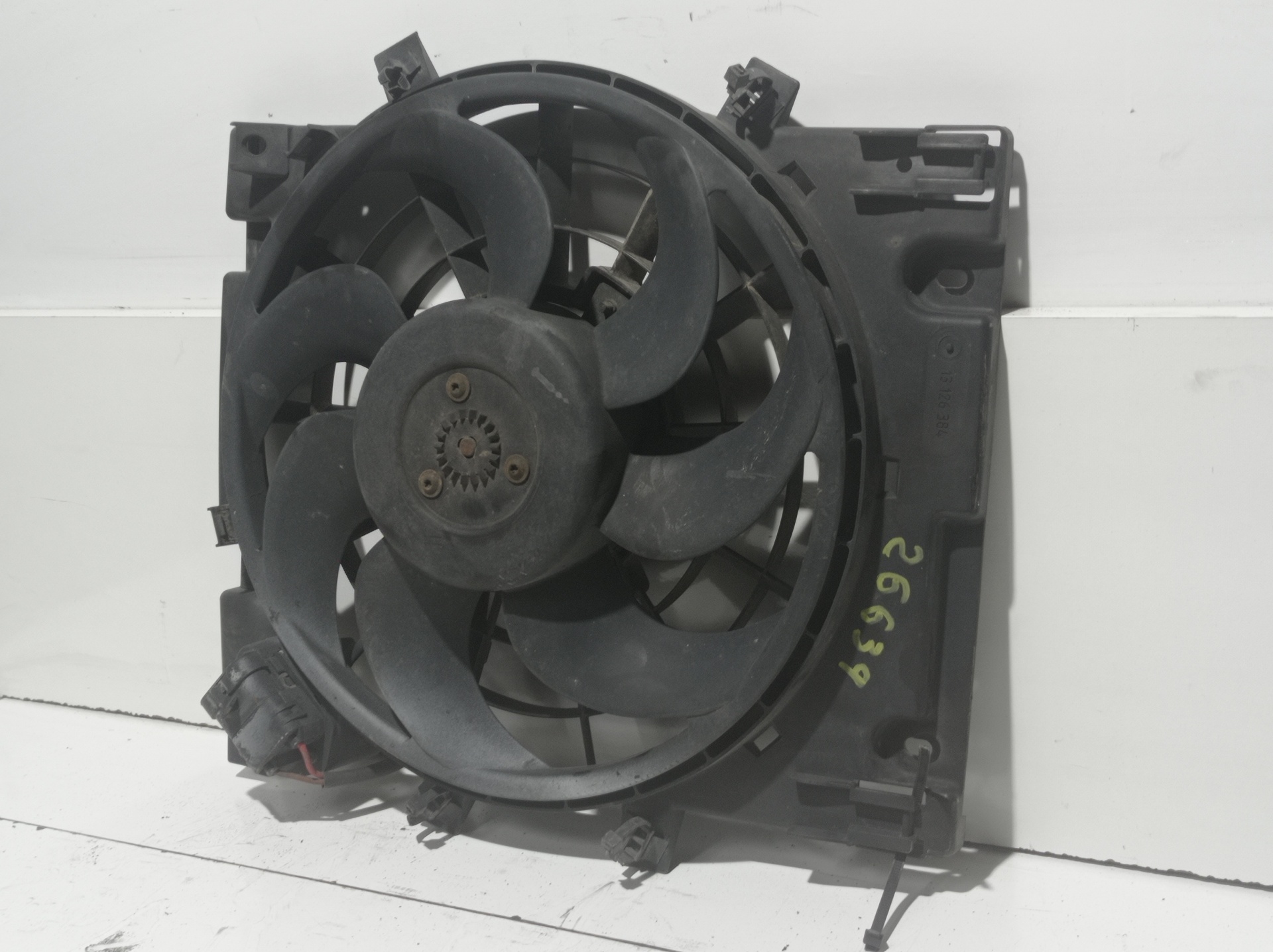 OPEL Astra J (2009-2020) Diffuser Fan 13132559 18410105