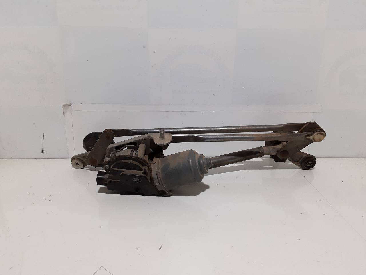 TOYOTA Yaris 2 generation (2005-2012) Front Windshield Wiper Mechanism 851100D080 18363855