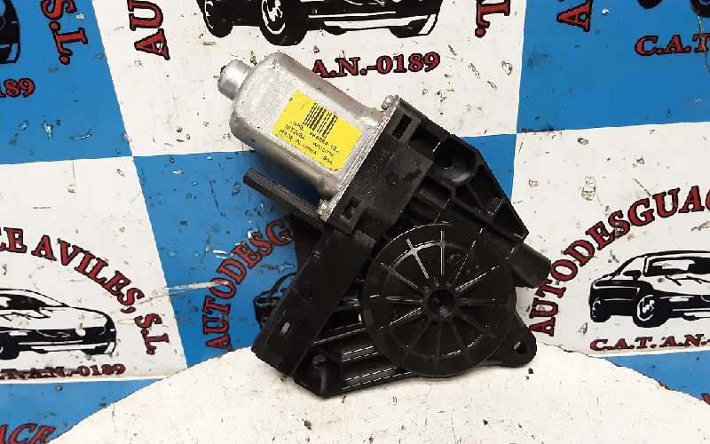 VOLVO S80 2 generation (2006-2020) Moteur de commande de vitre de porte arrière gauche 966264102 24668676