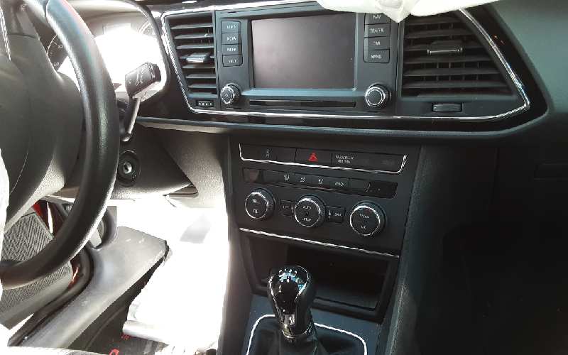 SEAT Leon 3 generation (2012-2020) Front Right Door Window Regulator 0130822716 24697521