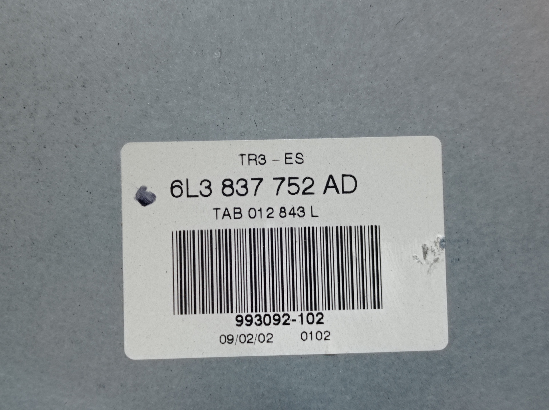 SEAT Cordoba 2 generation (1999-2009) Стеклоподъемник передней правой двери 6L3837752AD 18385314