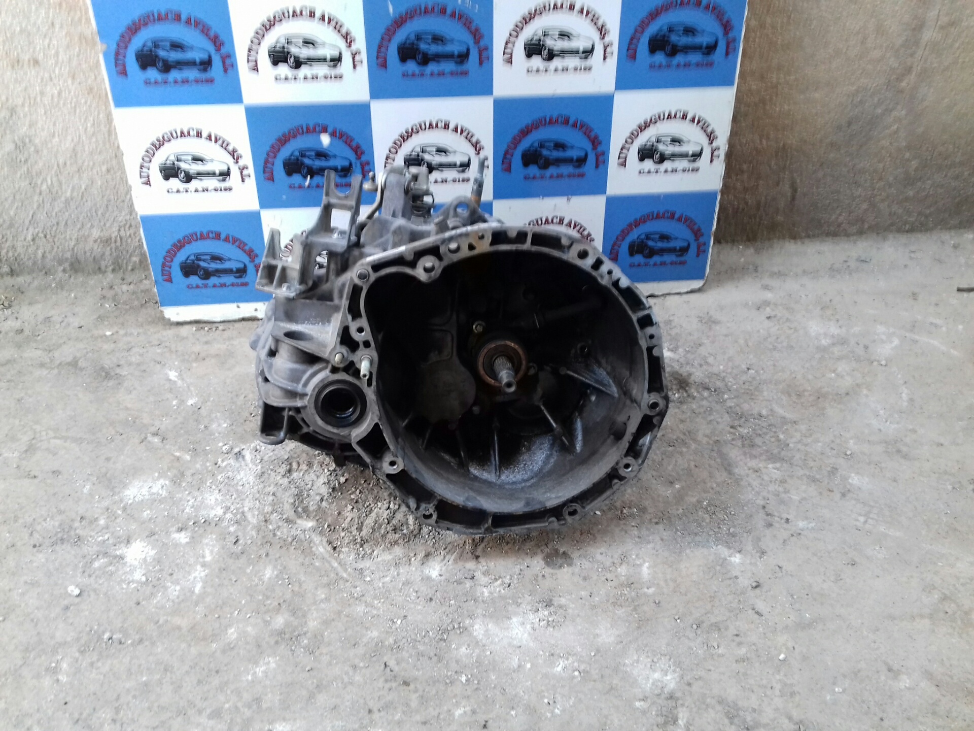 RENAULT Scenic 2 generation (2003-2010) Gearbox 8200128325 18393171