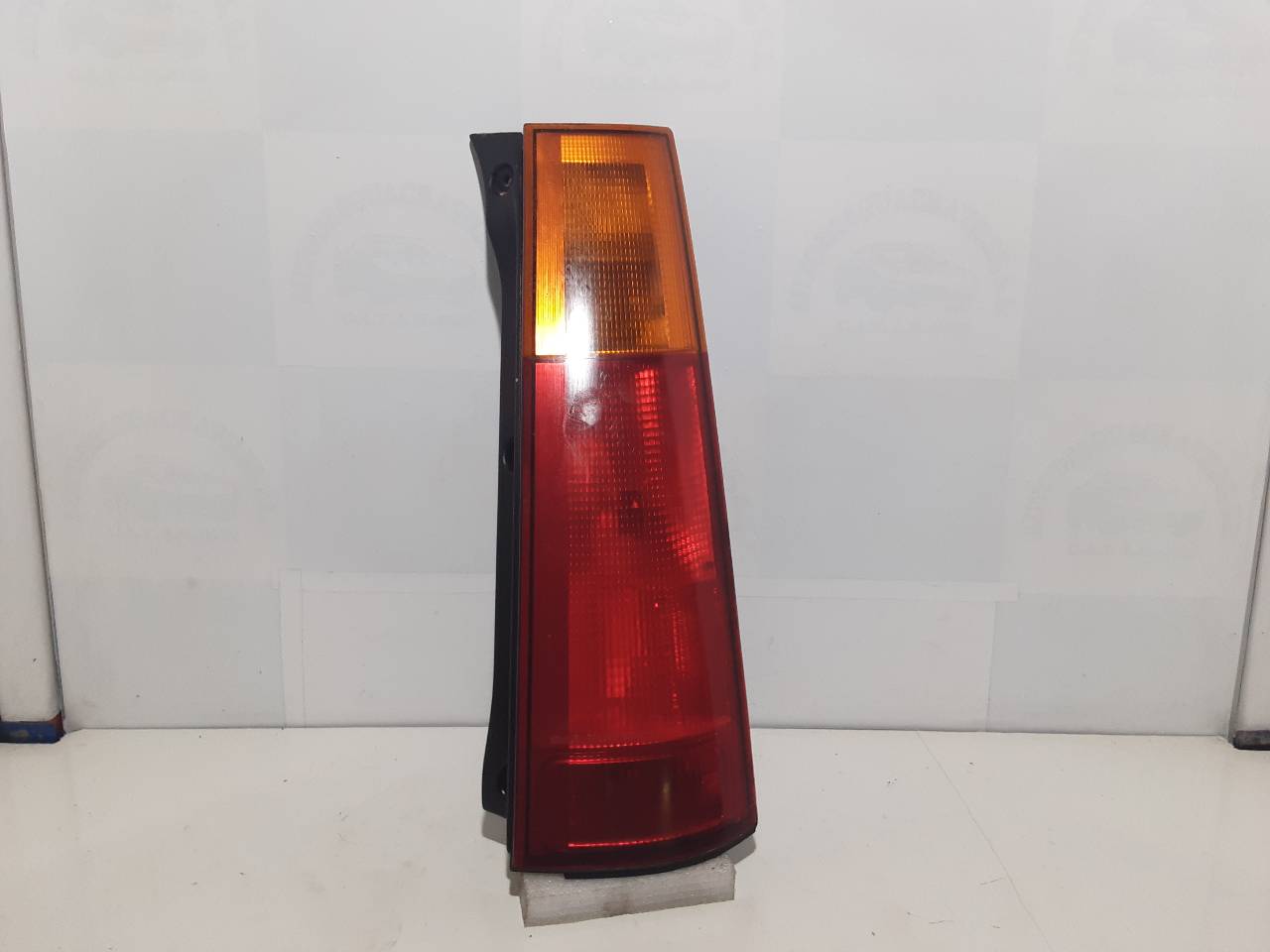 HONDA CR-V 1 generation (1995-2001) Rear Right Taillight Lamp 0432200 18396695