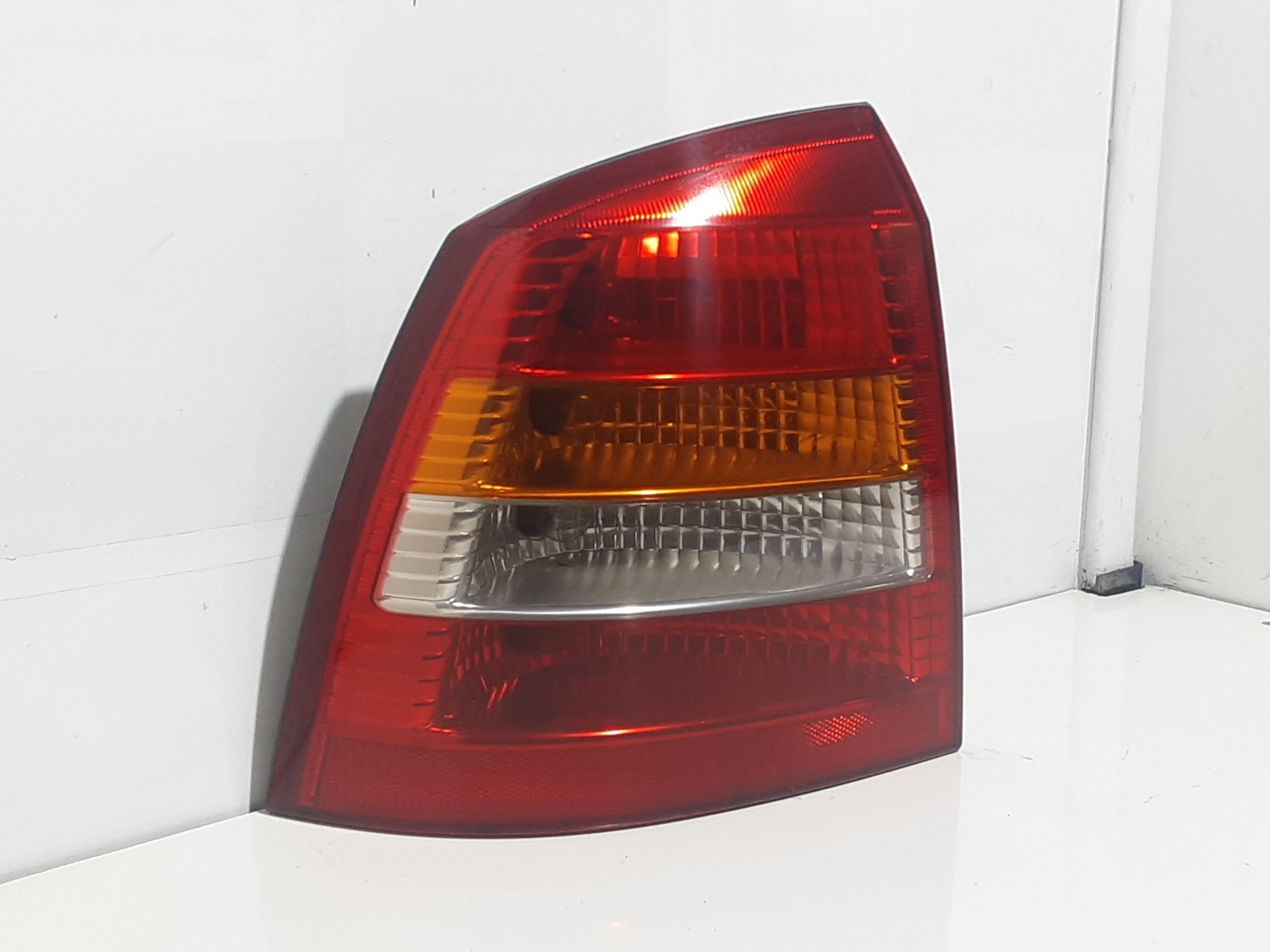 OPEL Astra H (2004-2014) Rear Left Taillight 9117402 25221136