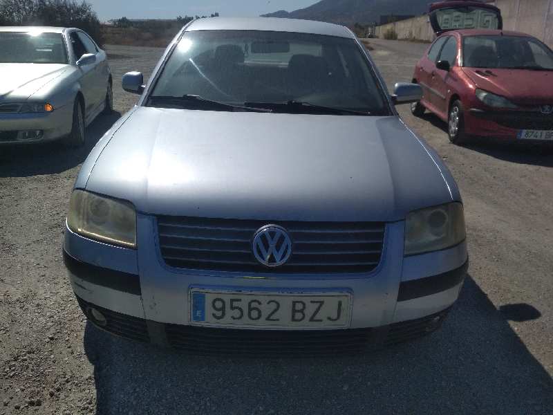 VOLKSWAGEN Passat B5 (1996-2005) Starteris 0001107073 24449941