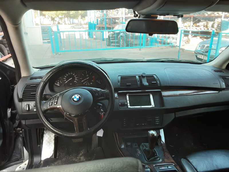 BMW X5 E53 (1999-2006) Bakre höger dörrlås 8402602 18368385