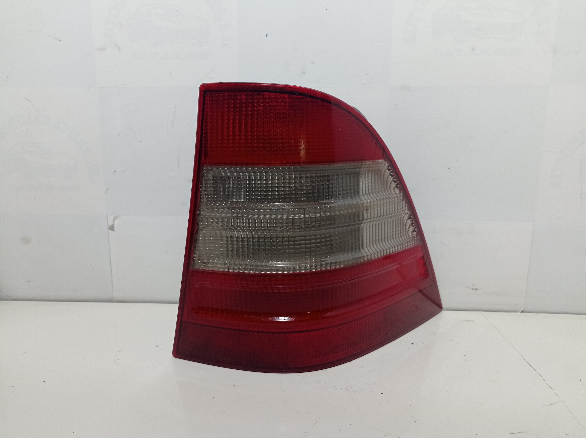 MERCEDES-BENZ M-Class W163 (1997-2005) Rear Right Taillight Lamp 1638201864 23784896