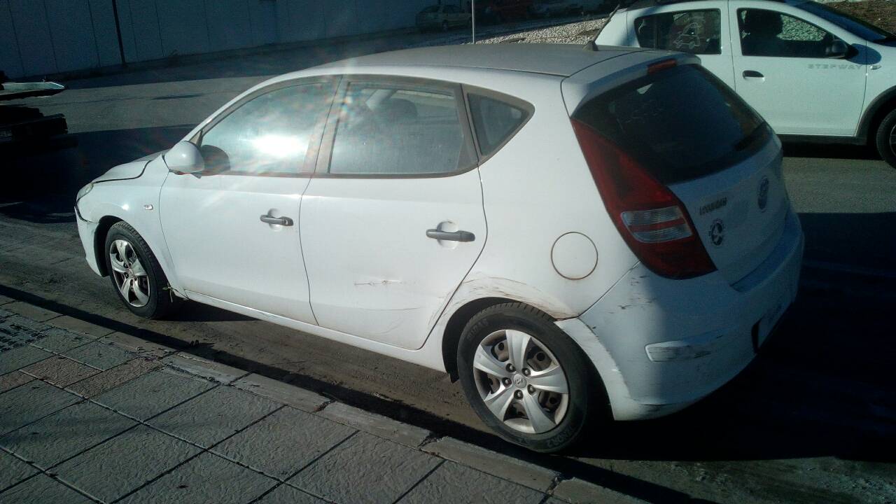 HYUNDAI i30 FD (1 generation) (2007-2012) Стартер 25222820