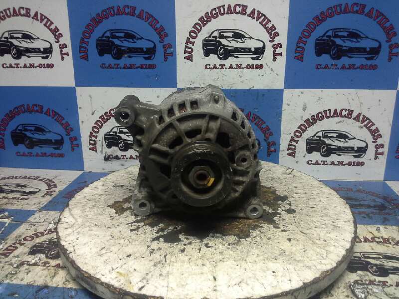 VOLVO V40 1 generation (1996-2004) Alternator 9164940 18359452