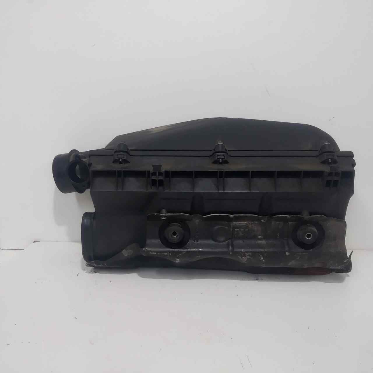 MERCEDES-BENZ C-Class W203/S203/CL203 (2000-2008) Κιβώτιο φίλτρου αέρα A0000945568 24587415