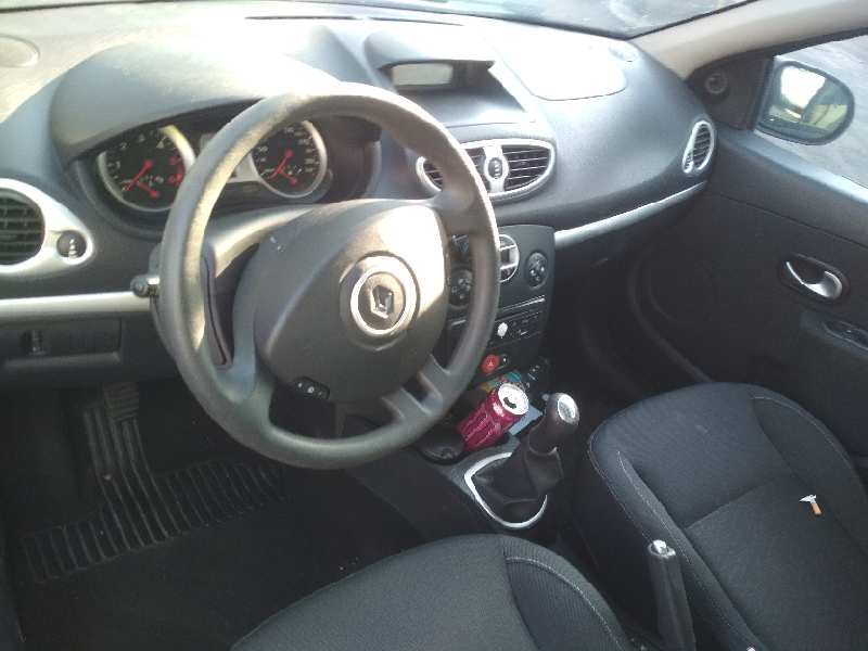 RENAULT Clio 3 generation (2005-2012) Блок управления двигателем 8200911560 18369231