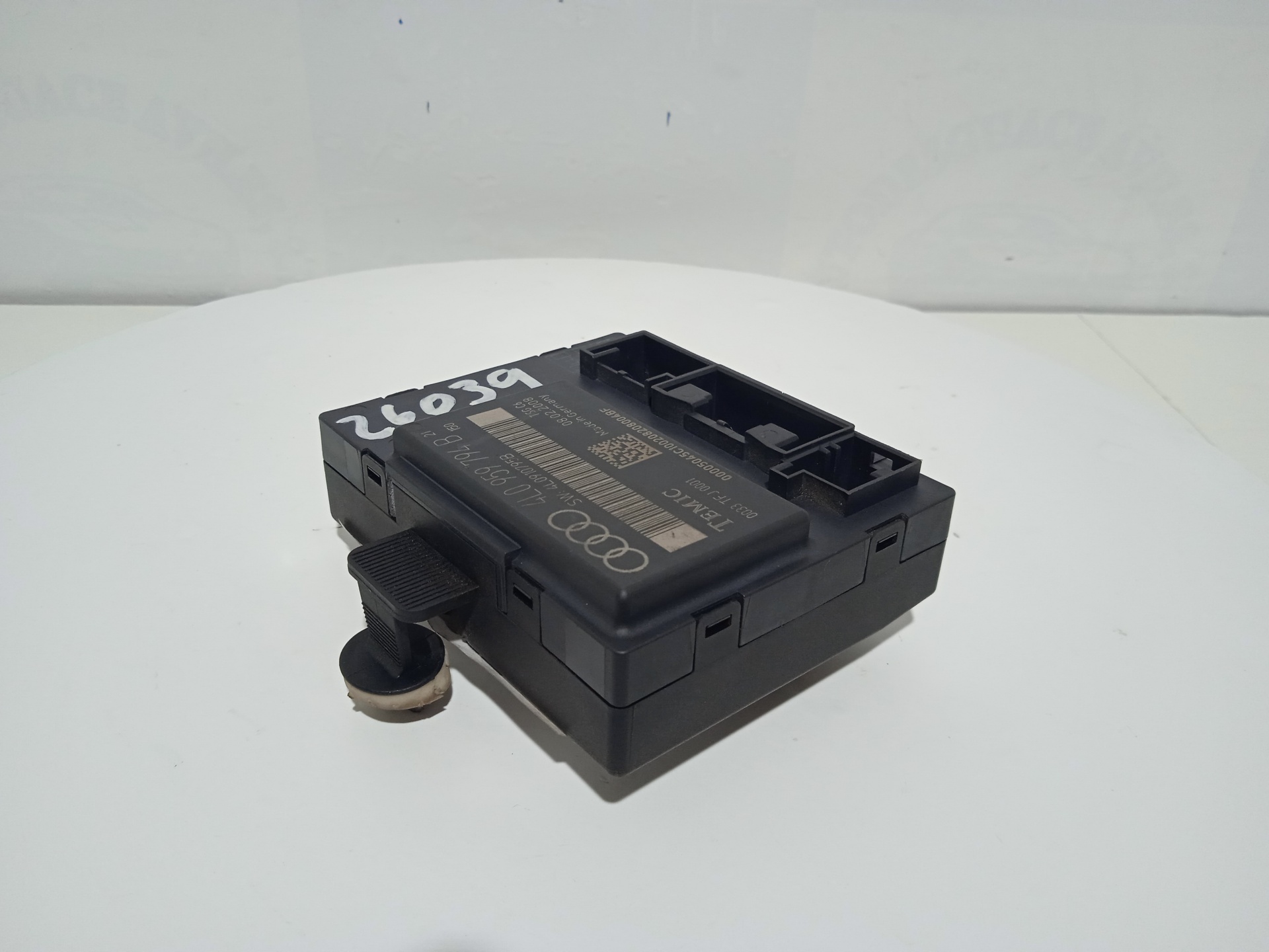 AUDI Q7 4L (2005-2015) Comfort Control Unit 4L0959794B 18395901