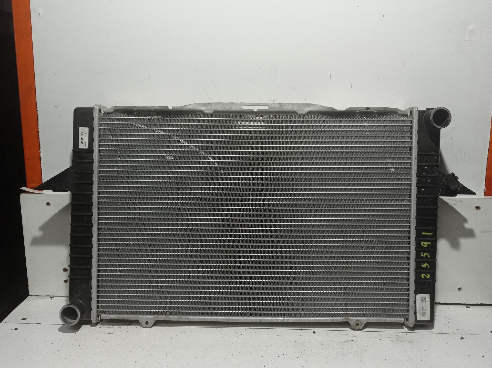 VOLVO S40 1 generation (1996-2004) Охлаждающий радиатор 25221271