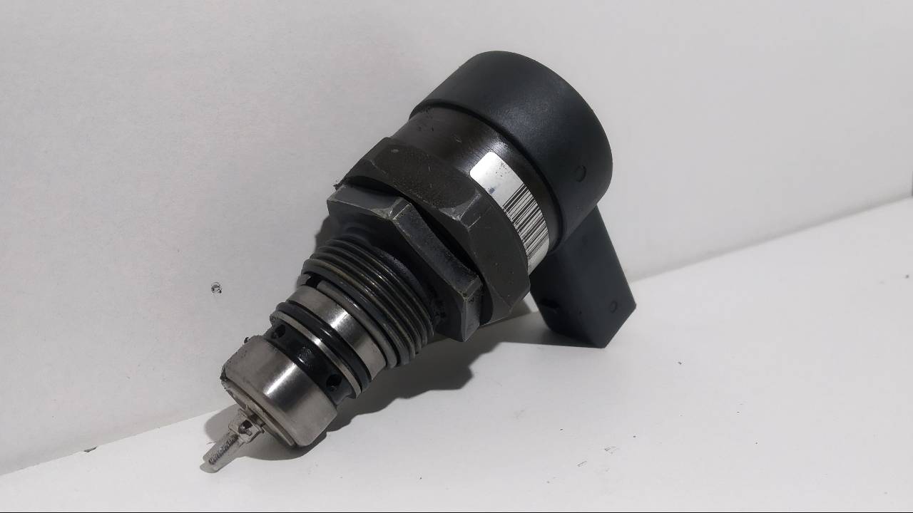 BMW 1 Series E81/E82/E87/E88 (2004-2013) Air conditioner expansion valve 0281002481 23041187